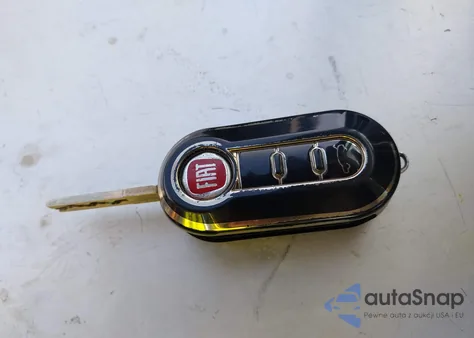 2014 Fiat 500L Easy z USA, uszkodzony, nr VIN ZFBCFABH7EZ022538